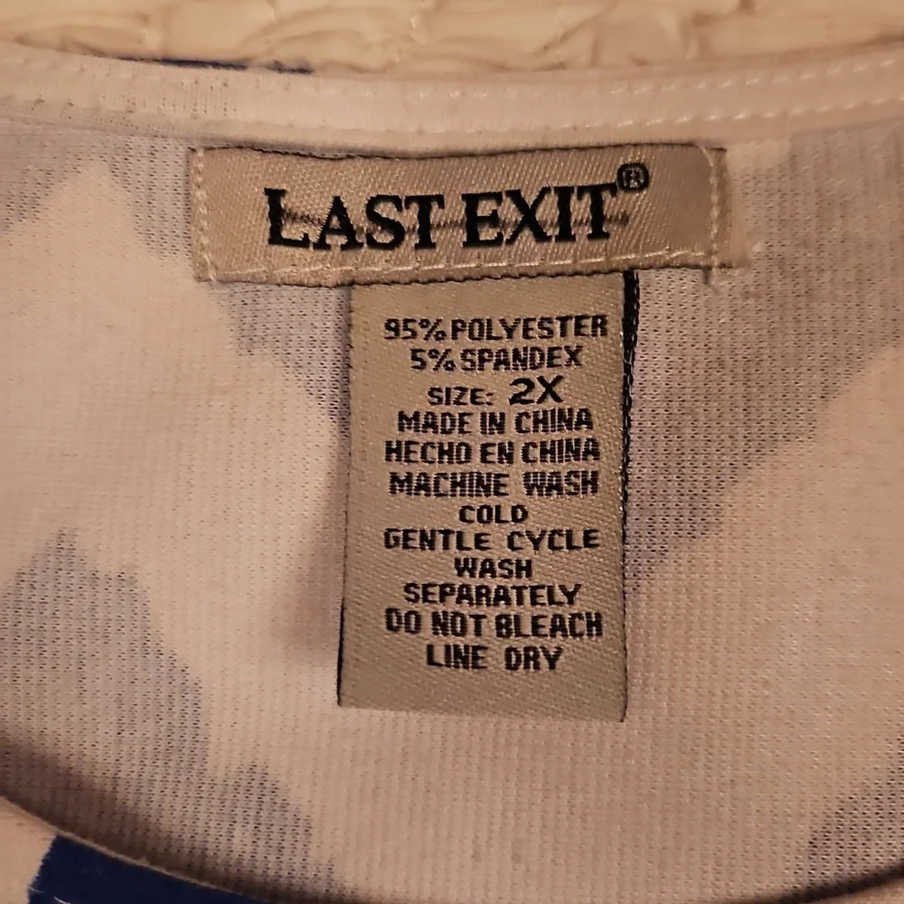 Chevron Patterned Dress - Picture 2 of 3